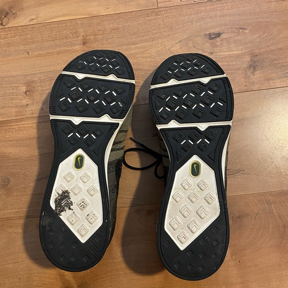 Nike Flyknit Trainer Multi-Color - Picture 6 of 6